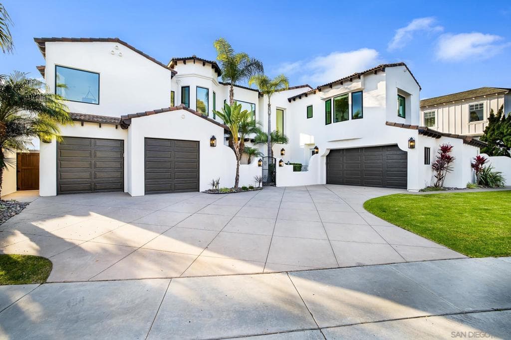 Residential Lease for rent at 1070 Coronado Avenue, Coronado, San Diego County, CA featuring 7 beds and 5 baths