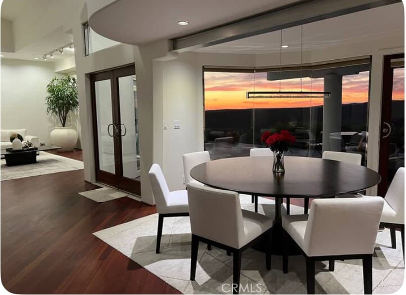 Single Family Residence for rent at 1569 Skyline, Laguna Beach, CA featuring 4 beds and 2 baths