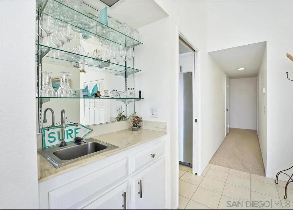 Residential Lease for rent at 66 W KINGSTON CT, Coronado, San Diego County, CA featuring 2 beds and 2 baths