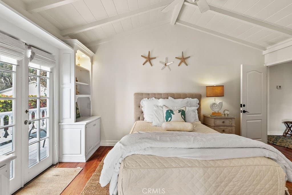 Duplex for rent at 31922 Virginia Way, Laguna Beach, CA featuring 3 beds and 2 baths