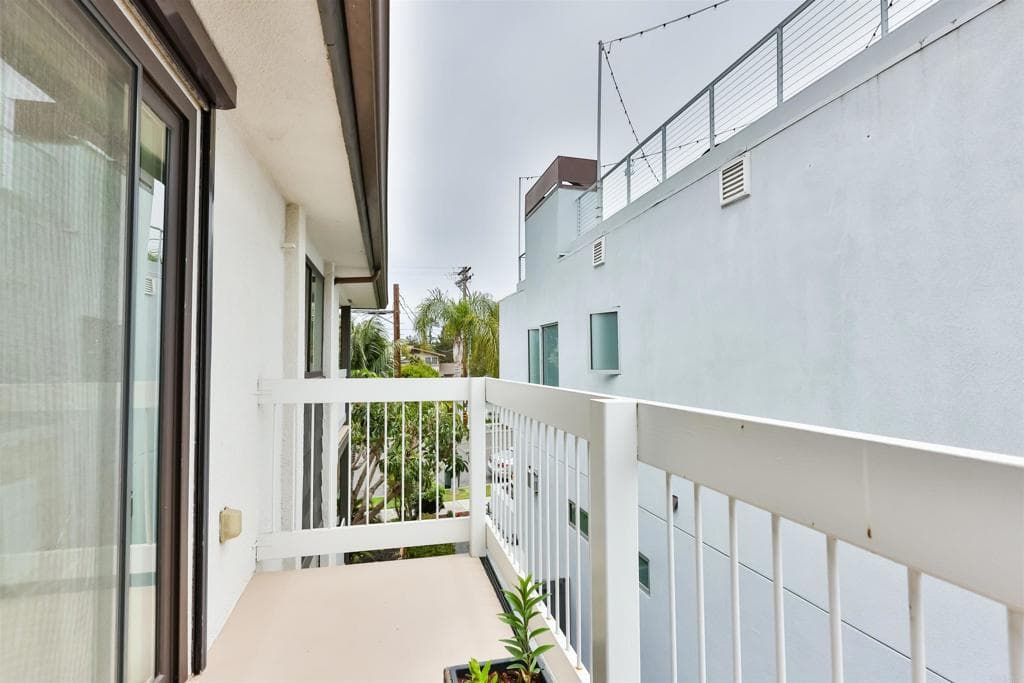 Residential Lease for rent at 1524 Ynez, Coronado, San Diego County, CA featuring 2 beds and 2 baths
