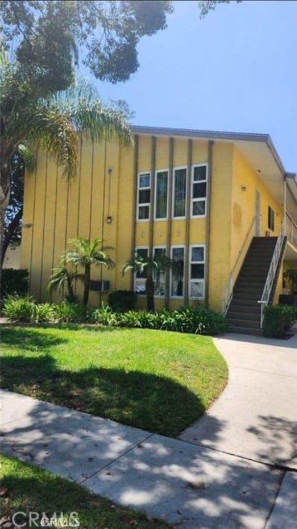 Apartment for rent at 312 E Dryden Street 3, Glendale, CA featuring 2 beds and 1 bath