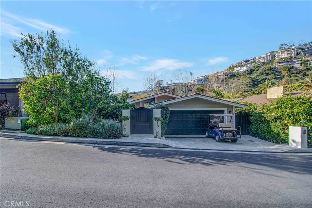 Single Family Residence for rent at 255 EMERALD BAY, Laguna Beach, CA featuring 4 beds and 5 baths