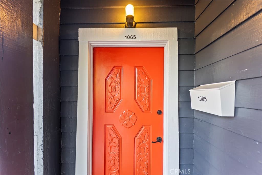 Residential Lease for rent at 1065 Laguna, Los Angeles, Los Angeles County, CA and 1 bath