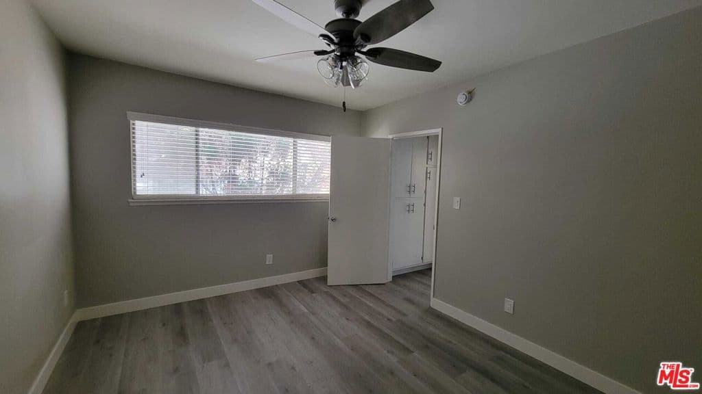 Residential Lease for rent at 530 S Normandie Avenue 16, Los Angeles, Los Angeles County, CA featuring 1 bed and 1 bath