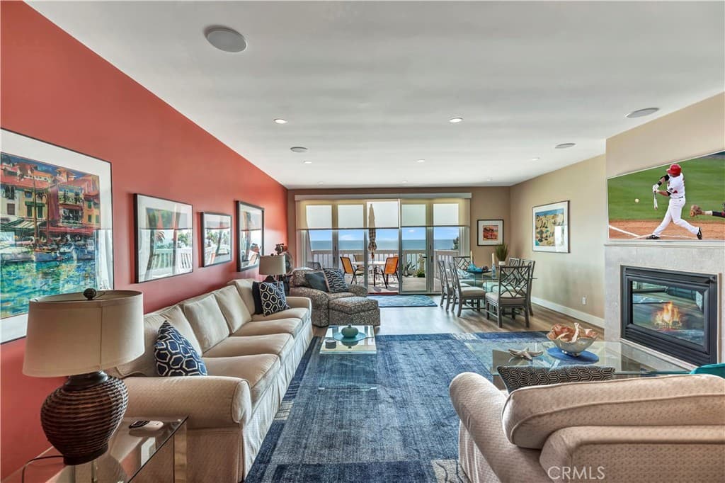 Condominium for rent at 714 Cliff Drive, Laguna Beach, CA featuring 2 beds and 2 baths