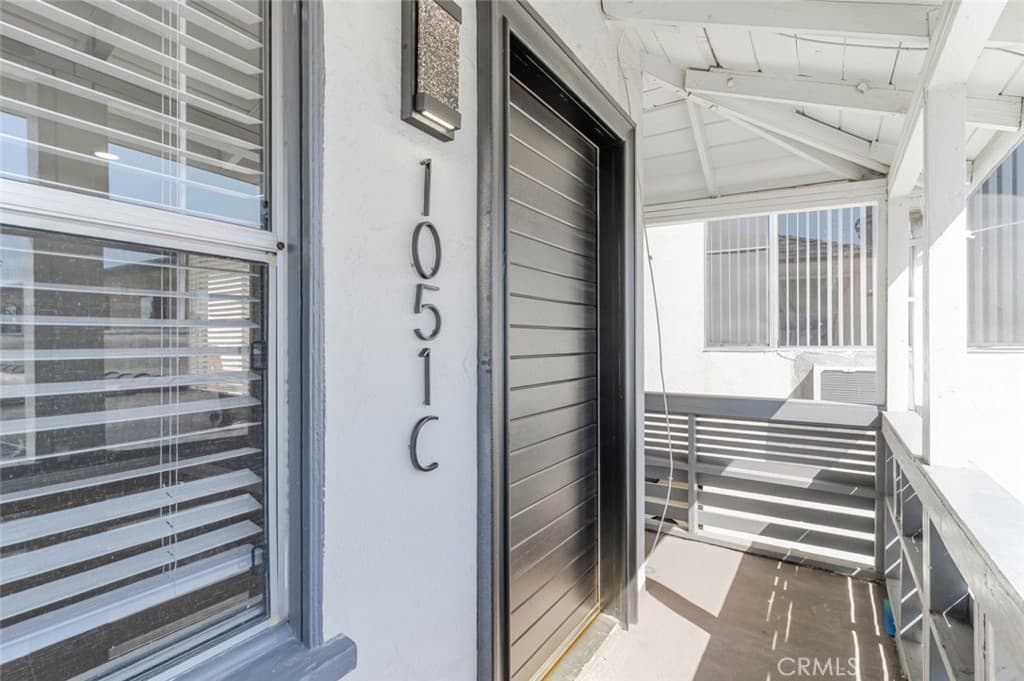 Condominium for rent at 1051 Western Avenue C, Glendale, CA featuring 1 bed and 1 bath