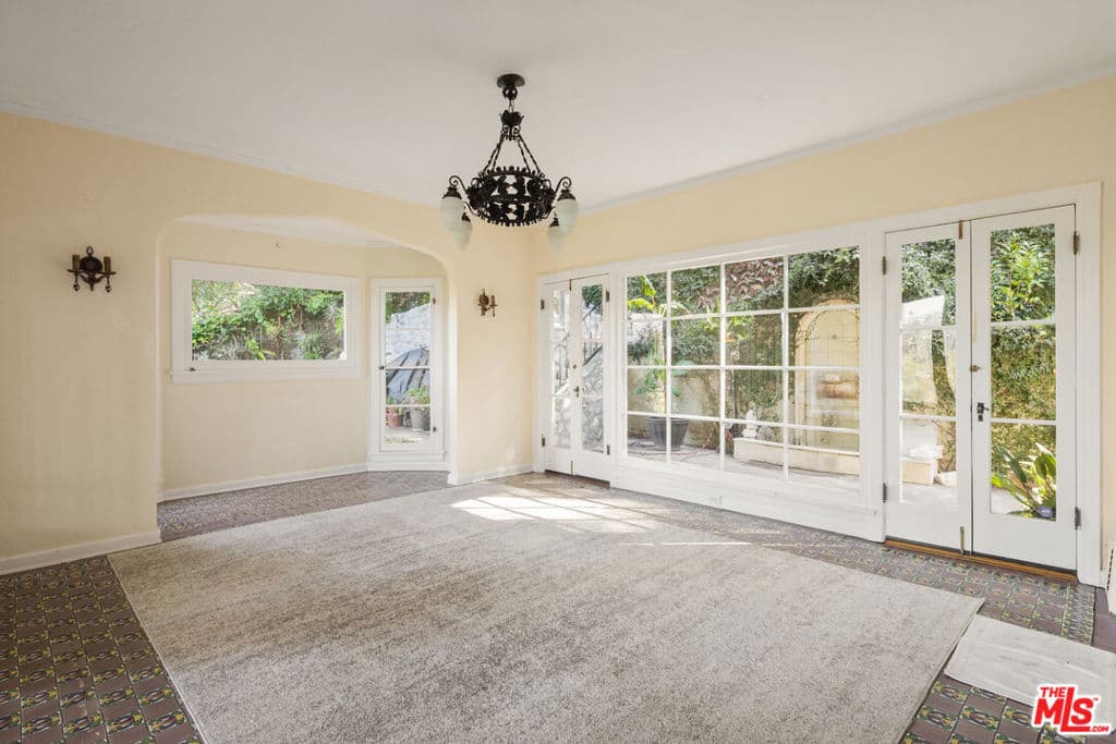 Single Family Residence for rent at 35 Haldeman Road, Santa Monica, CA featuring 5 beds and 4 baths
