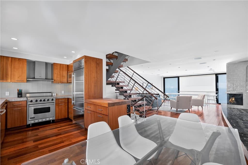 Townhouse for rent at 102 Blue Lagoon, Laguna Beach, CA featuring 3 beds and 3 baths