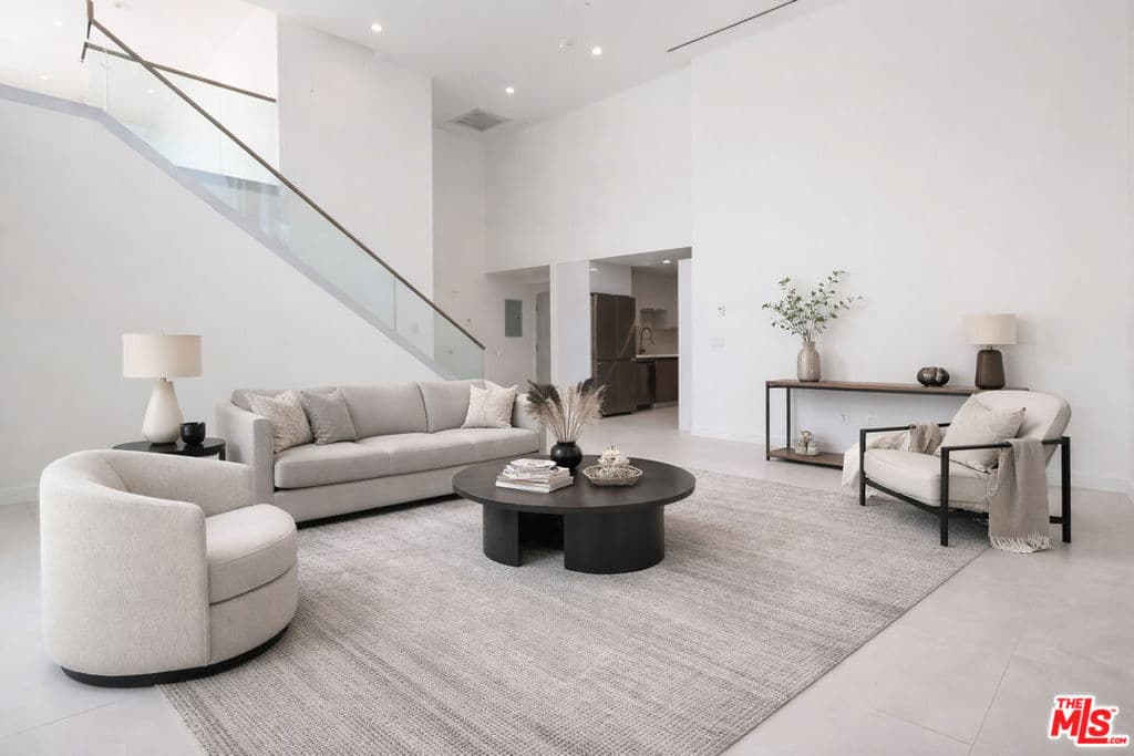 Condominium for rent at 621 N Kings Road 1, West Hollywood, CA featuring 2 beds and 3 baths