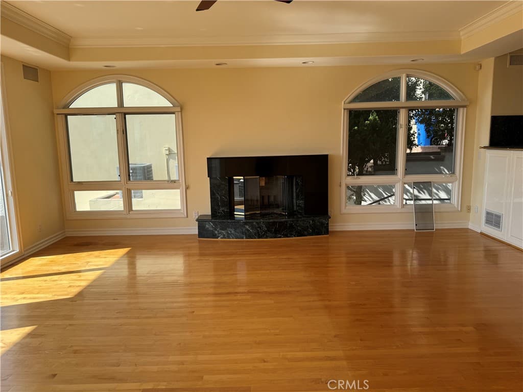 Single Family Residence for rent at 16004 Aurora Crest Drive, Whittier, CA featuring 5 beds and 5 baths