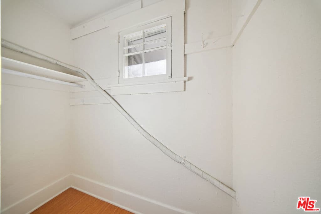 Single Family Residence for rent at 1238 N Gardner Street, West Hollywood, CA featuring 2 beds and 1 bath