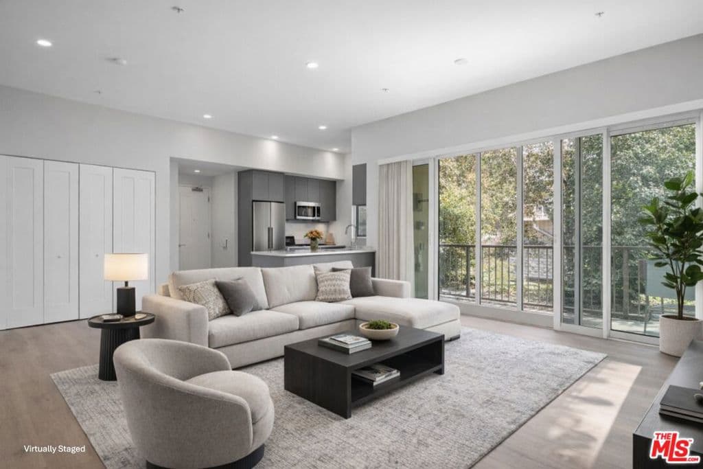 Condominium for rent at 1223 N Hayworth Avenue 6, West Hollywood, CA featuring 1 bed and 1 bath