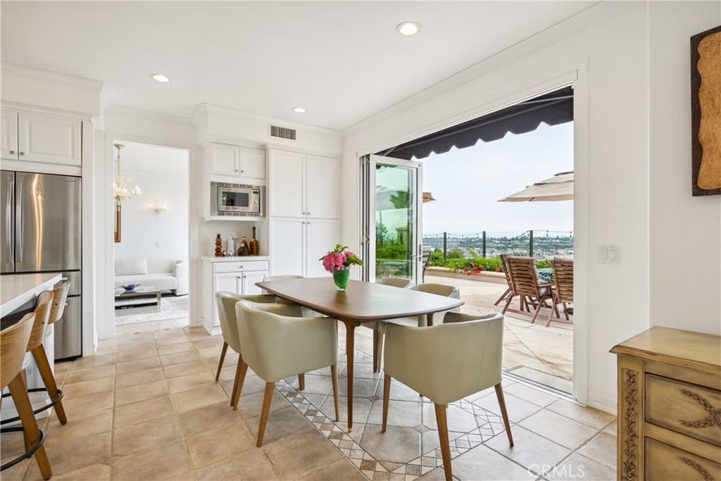 Single Family Residence for rent at 1417 High Bluff DR., Newport Beach, CA featuring 5 beds and 5 baths