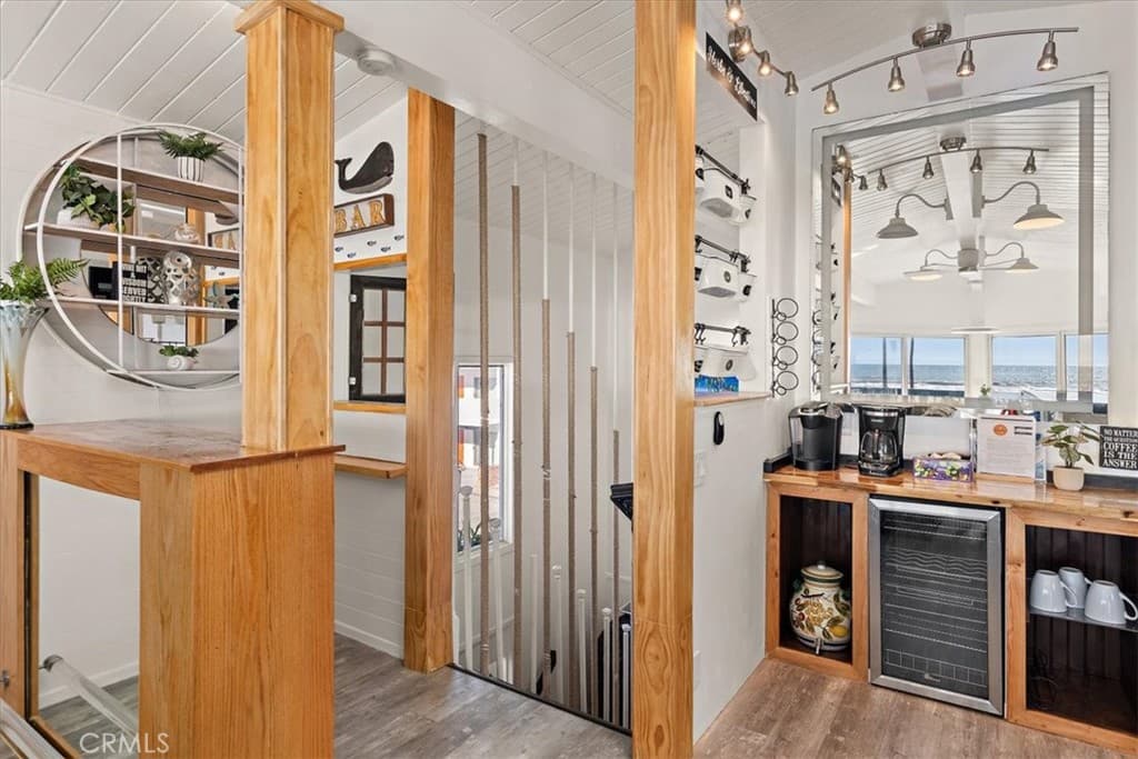 Duplex for rent at 2214 W Oceanfront B, Newport Beach, CA featuring 3 beds and 3 baths