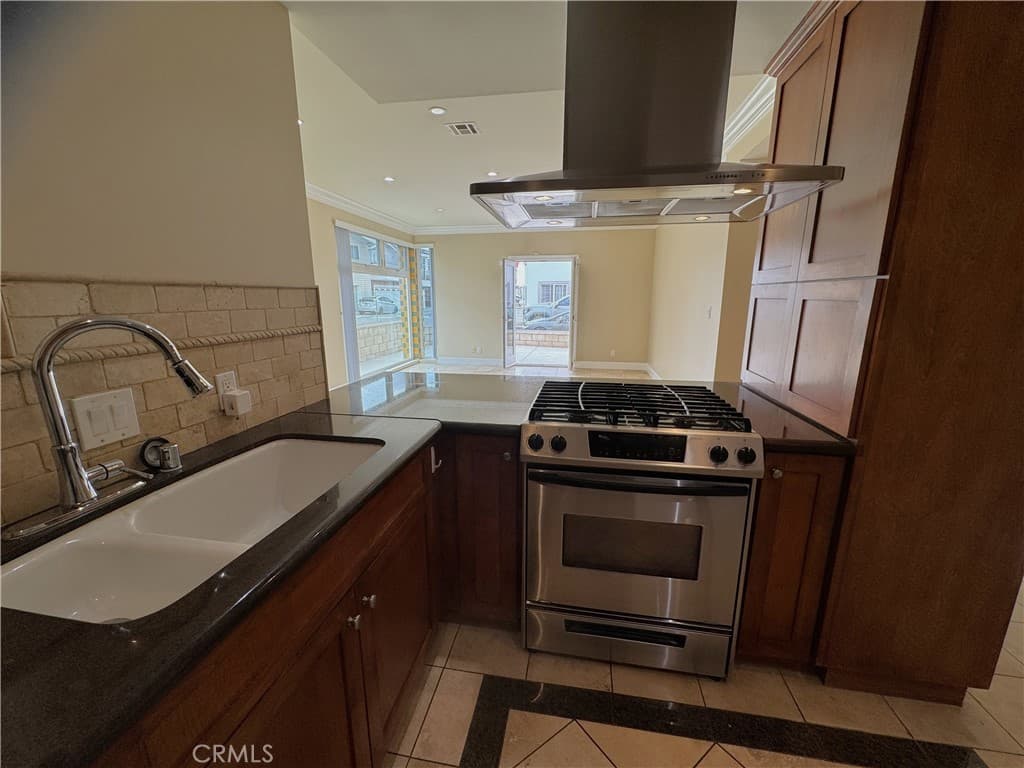 Condominium for rent at 4510 A Seashore Drive, Newport Beach, CA featuring 2 beds and 2 baths