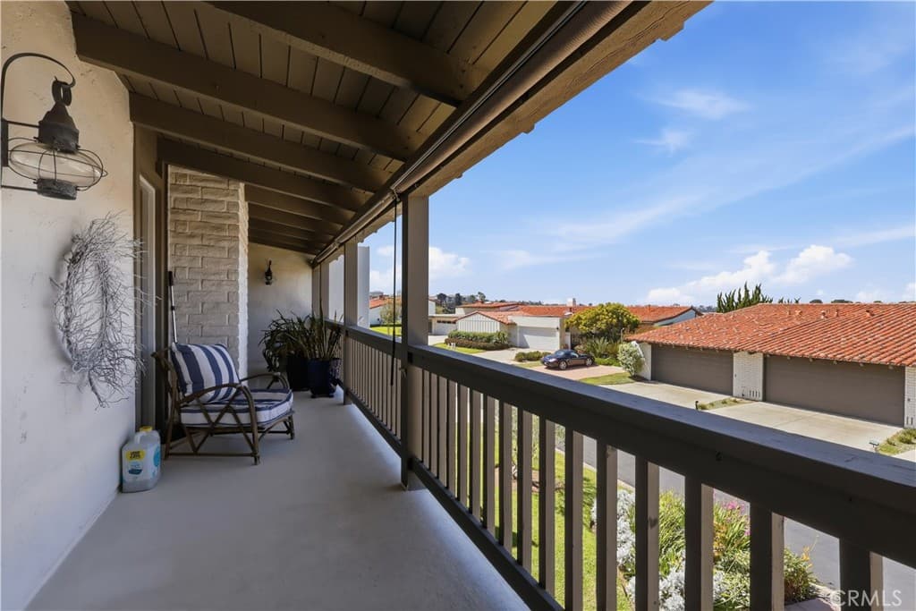 Townhouse for rent at 1966 Vista Caudal, Newport Beach, CA featuring 3 beds and 2 baths