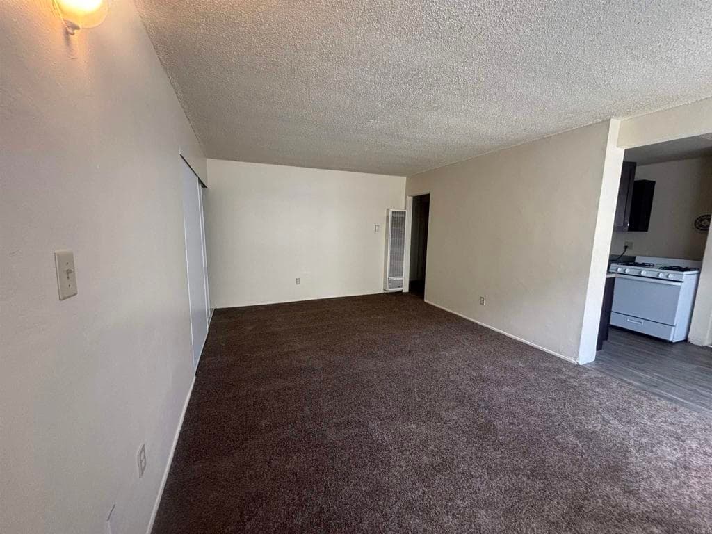 Residential Lease for rent at 3545 Island Ave, San Diego, San Diego County, CA featuring 2 beds and 1 bath