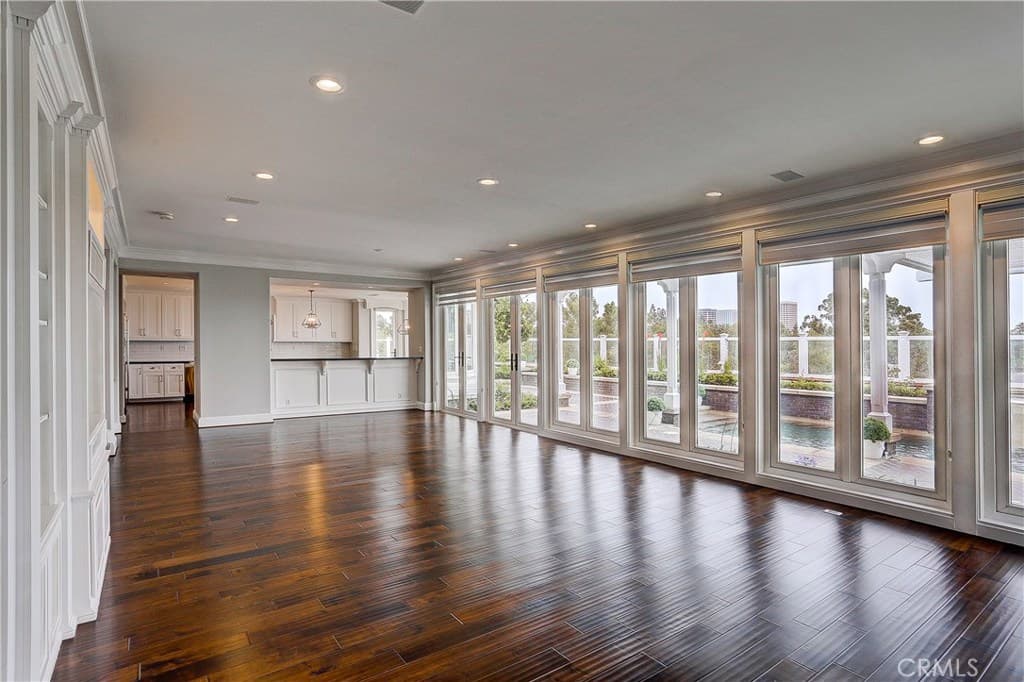 Single Family Residence for rent at 14 Rockingham Dr, Newport Beach, CA featuring 5 beds and 6 baths