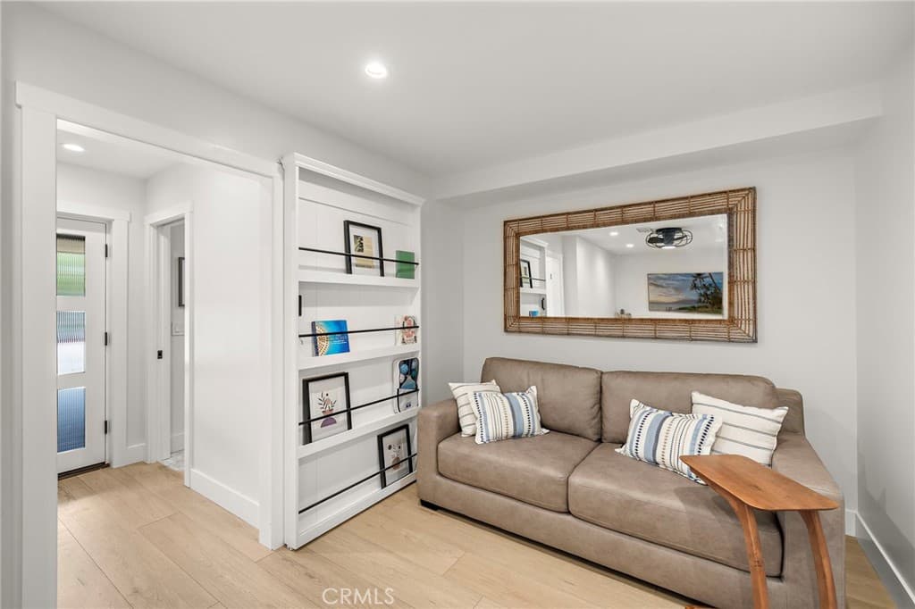 Townhouse for rent at 74 Blue Lagoon, Laguna Beach, CA featuring 3 beds and 3 baths