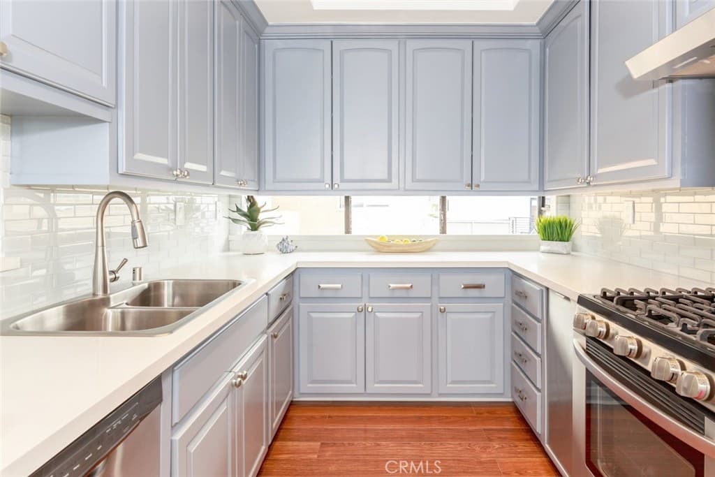 Single Family Residence for rent at 126 Neptune Avenue, Hermosa Beach, CA featuring 4 beds and 4 baths