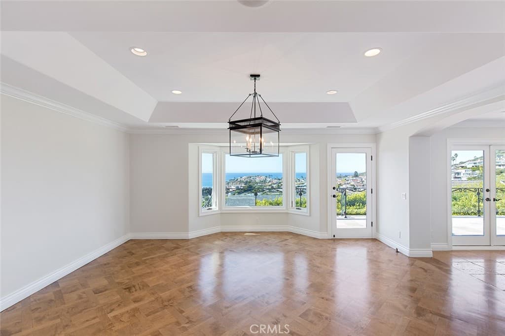 Single Family Residence for rent at 517 Emerald Bay, Laguna Beach, CA featuring 4 beds and 5 baths