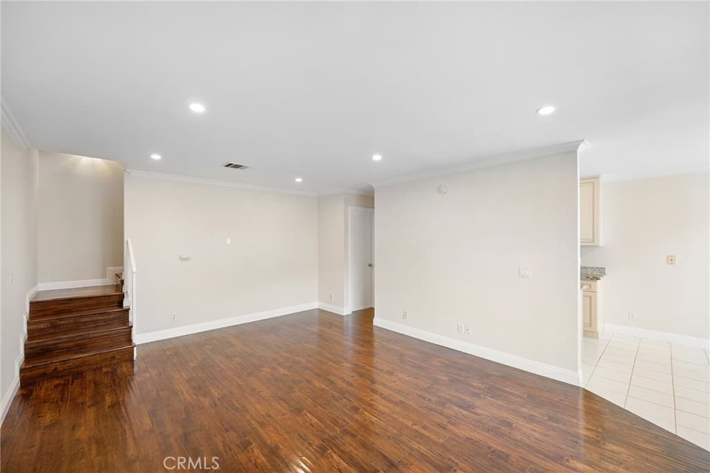 Condominium for rent at 121 Sinclair Avenue 206, Glendale, CA featuring 2 beds and 2 baths