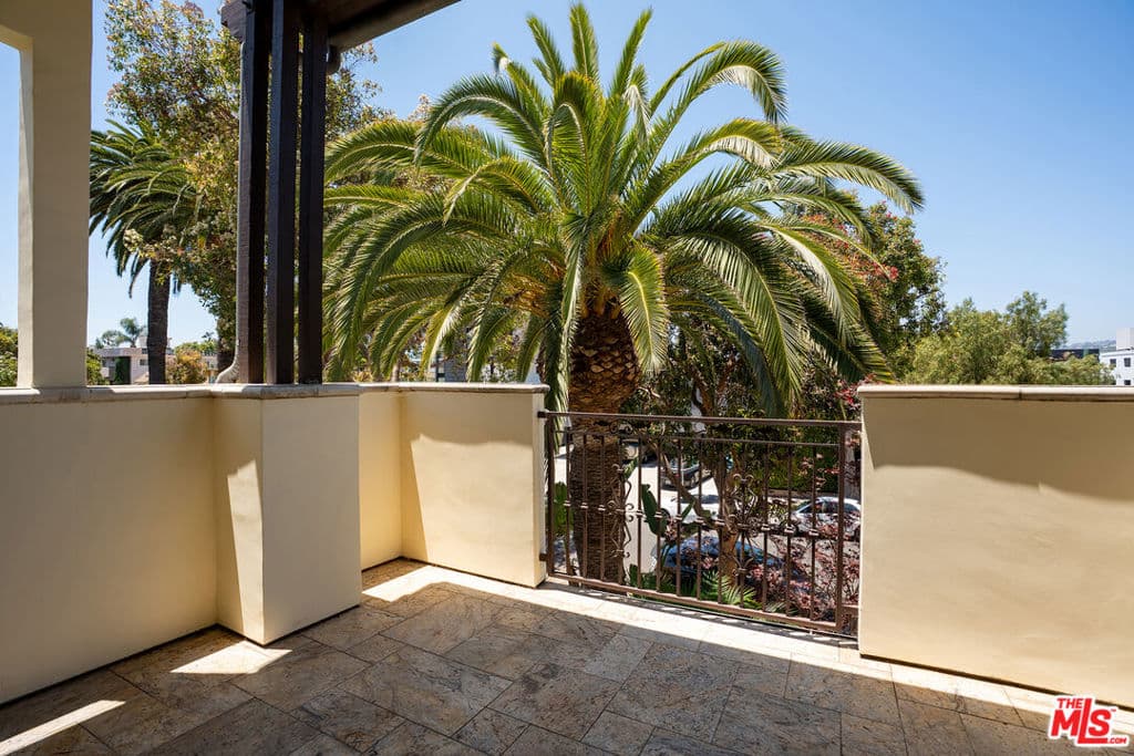 Apartment for rent at 632 N Kings Road 202, West Hollywood, CA featuring 3 beds and 3 baths