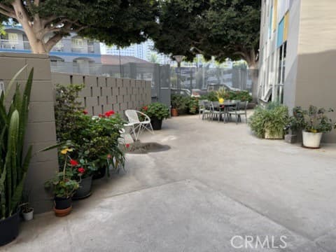 Residential Lease for rent at 100 Atlantic 600, Long Beach, Los Angeles County, CA featuring 2 beds and 1 bath