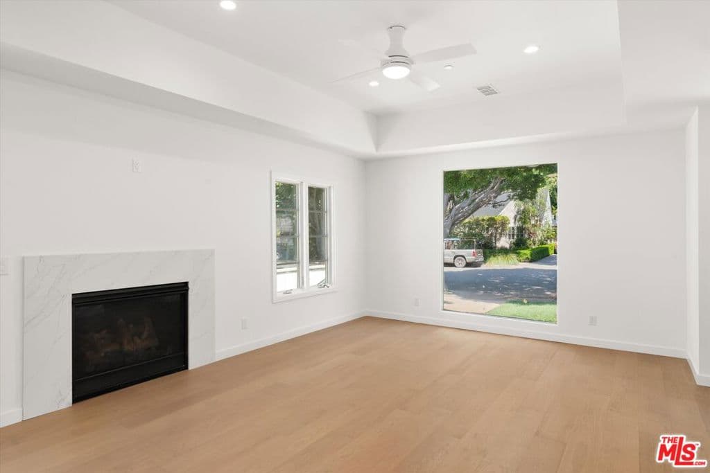 Single Family Residence for rent at 2316 Hill Street, Santa Monica, CA featuring 4 beds and 3 baths