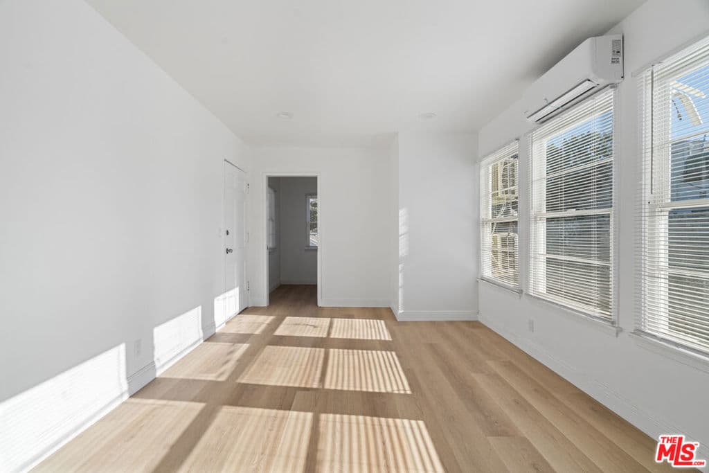 Condominium for rent at 814 3rd Street F, Santa Monica, CA featuring 1 bed and 1 bath