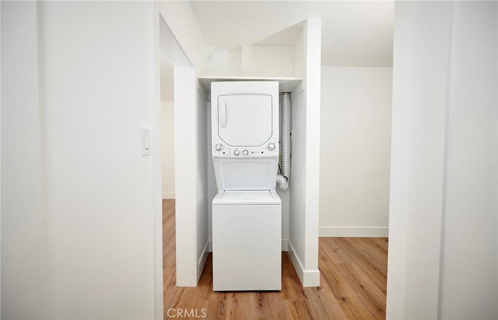 Apartment for rent at 728 Euclid B, Santa Monica, CA featuring 2 beds and 1 bath
