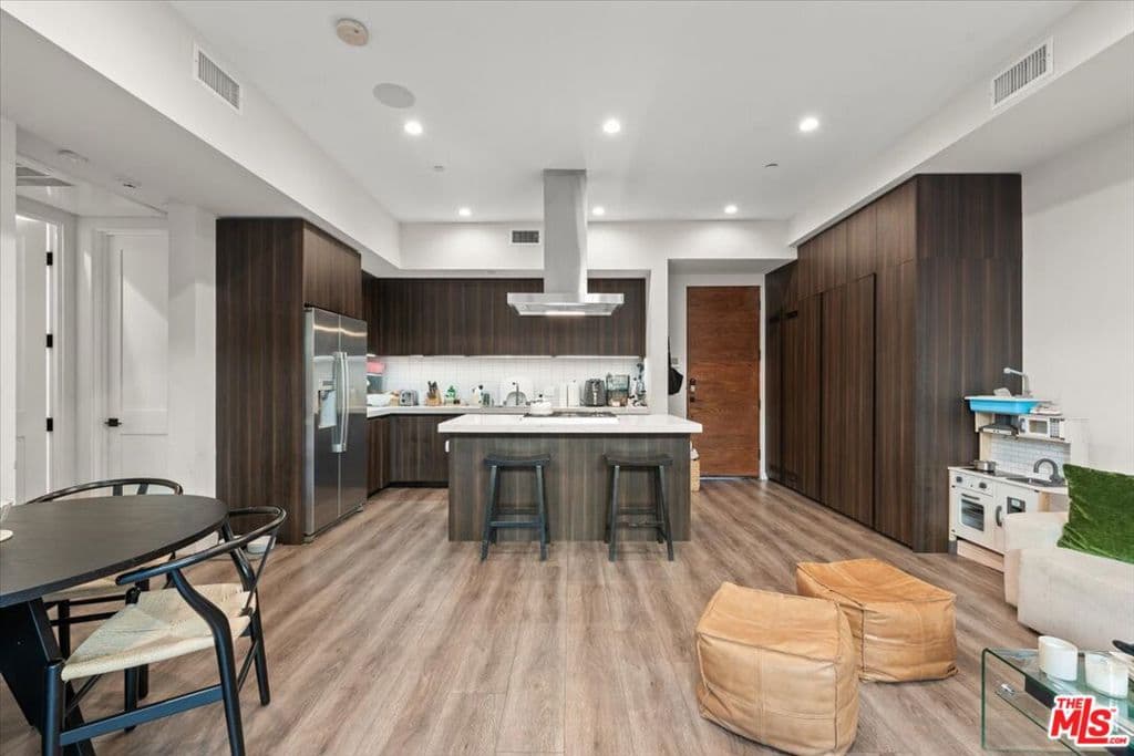 Condominium for rent at 556 N Flores Street 2B, West Hollywood, CA featuring 2 beds and 2 baths