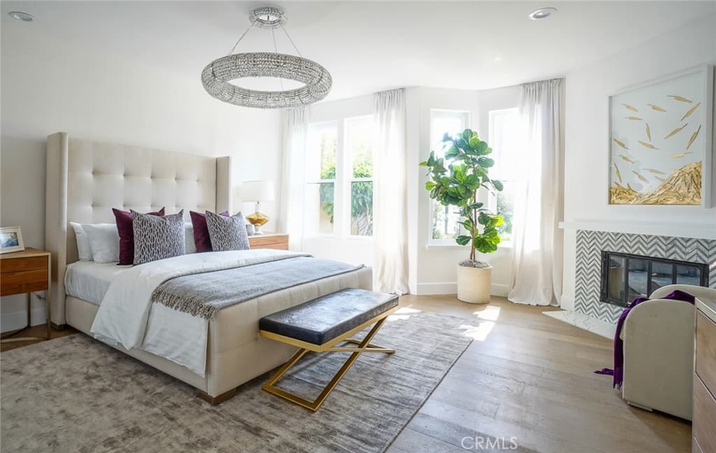 Condominium for rent at 15 Bay Cove Lane 65, Newport Beach, CA featuring 3 beds and 3 baths
