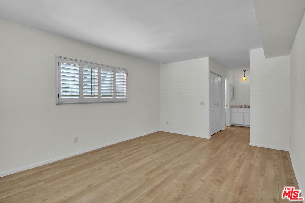 Condominium for rent at 620 N Kenwood Street 209, Glendale, CA featuring 2 beds and 2 baths