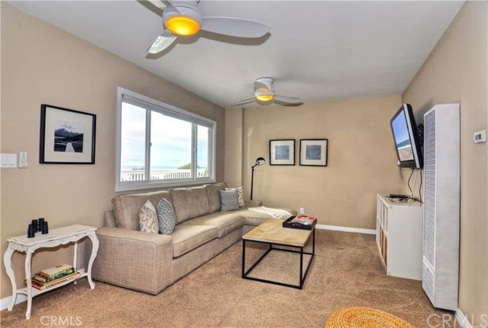 Apartment for rent at 2324 S Coast A, Laguna Beach, CA featuring 2 beds and 1 bath