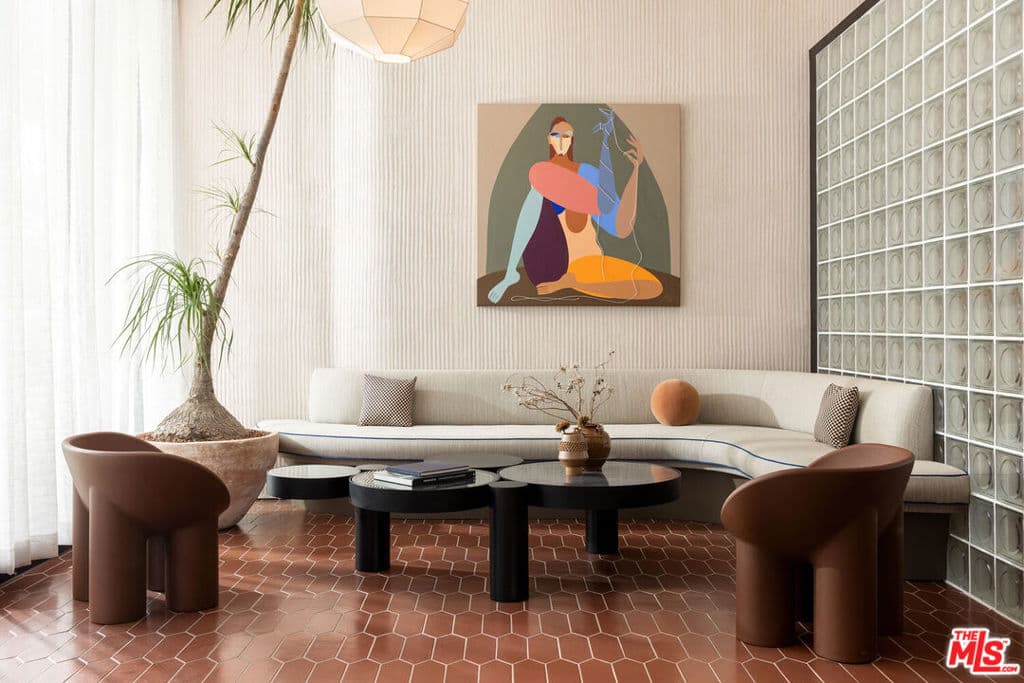 Apartment for rent at 7617 Santa Monica Boulevard 215, West Hollywood, CA and 1 bath