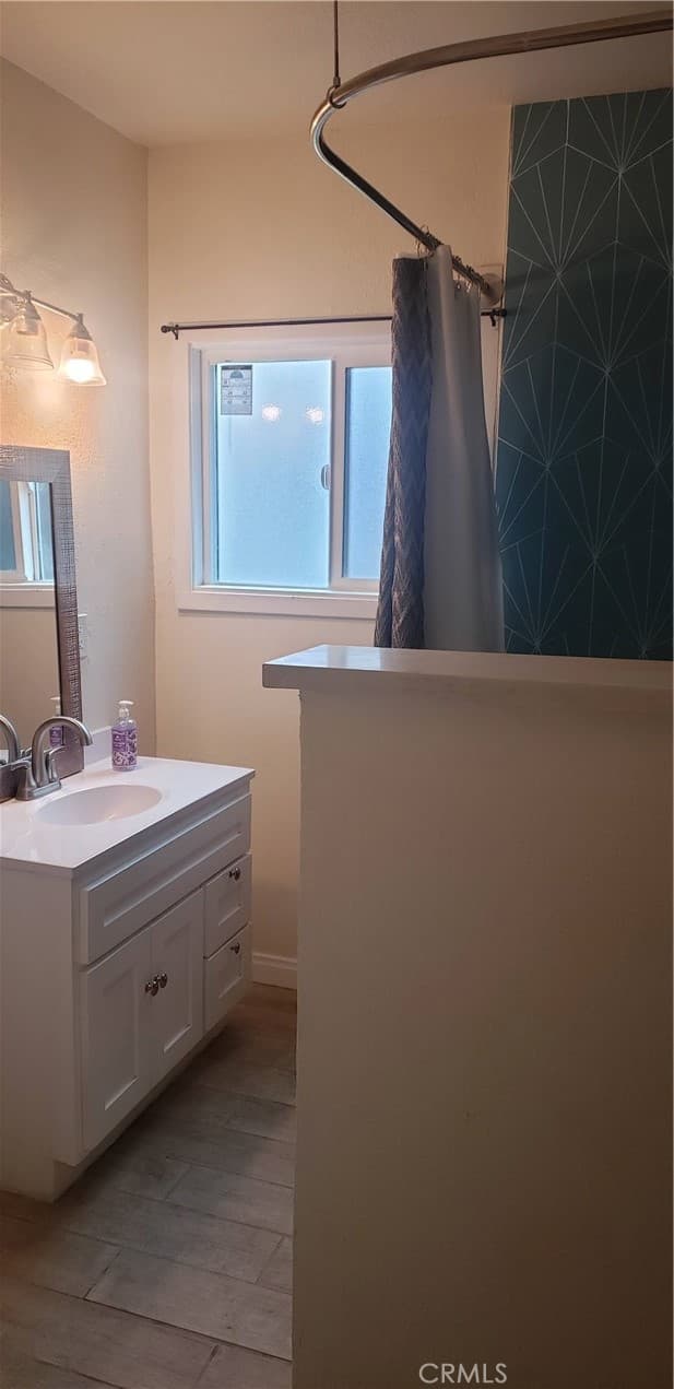 Single Family Residence for rent at 215 N Holly, Compton, CA featuring 4 beds and 1 bath