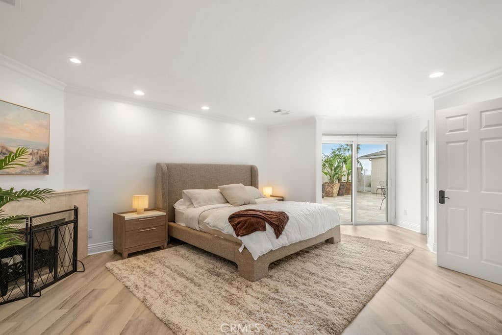 Single Family Residence for rent at 1651 Thurston Drive, Laguna Beach, CA featuring 3 beds and 4 baths