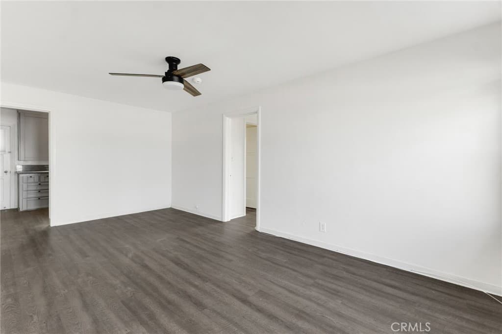 Apartment for rent at 2441 3rd St #7, Santa Monica, CA featuring 1 bed and 1 bath