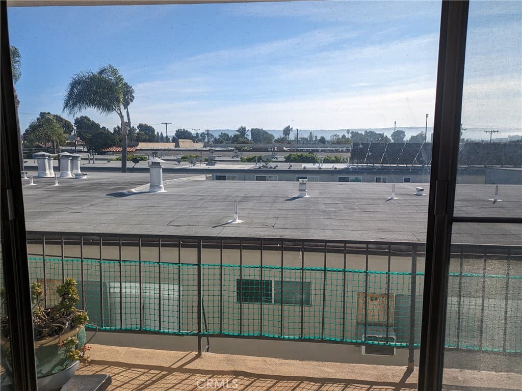 Apartment for rent at 20415 Anza Avenue, Torrance, CA and 1 bath