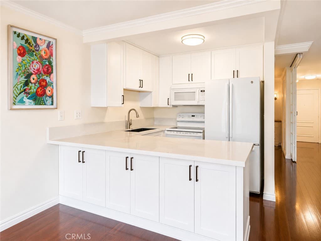 Condominium for rent at 102 Scholz 243, Newport Beach, CA featuring 1 bed and 1 bath