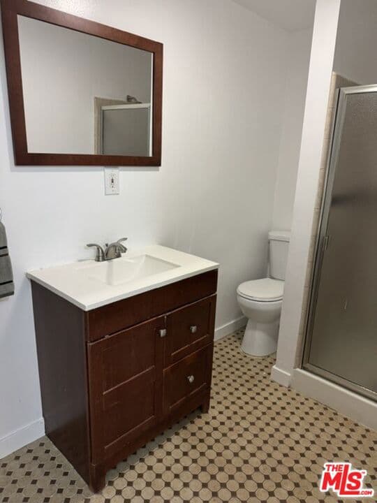 Residential Lease for rent at 4933 Presidio Drive, Los Angeles, Los Angeles County, CA and 1 bath