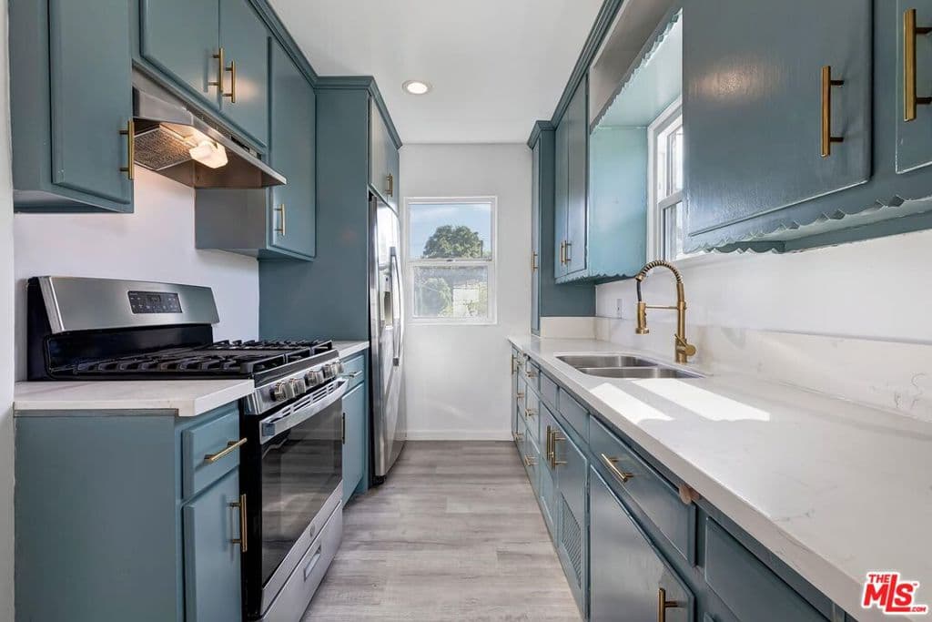 Residential Lease for rent at 3706 Brunswick Avenue, Los Angeles, Los Angeles County, CA featuring 2 beds and 1 bath