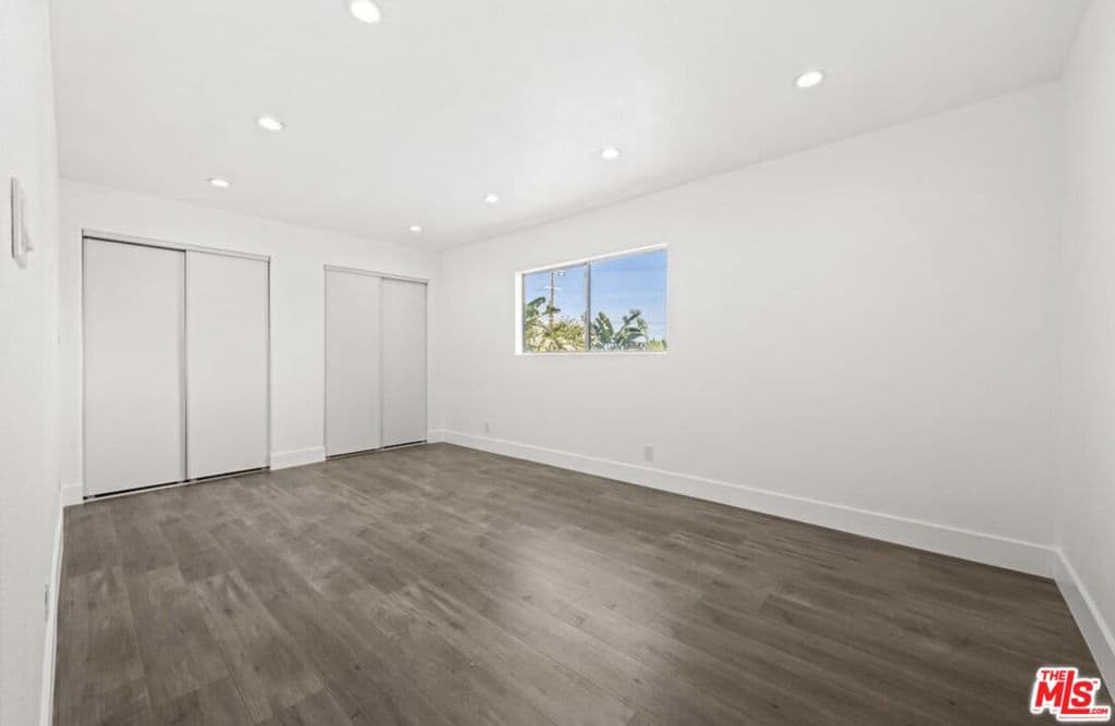 Residential Lease for rent at 6257 Lindley Avenue, Los Angeles, Los Angeles County, CA featuring 3 beds and 3 baths