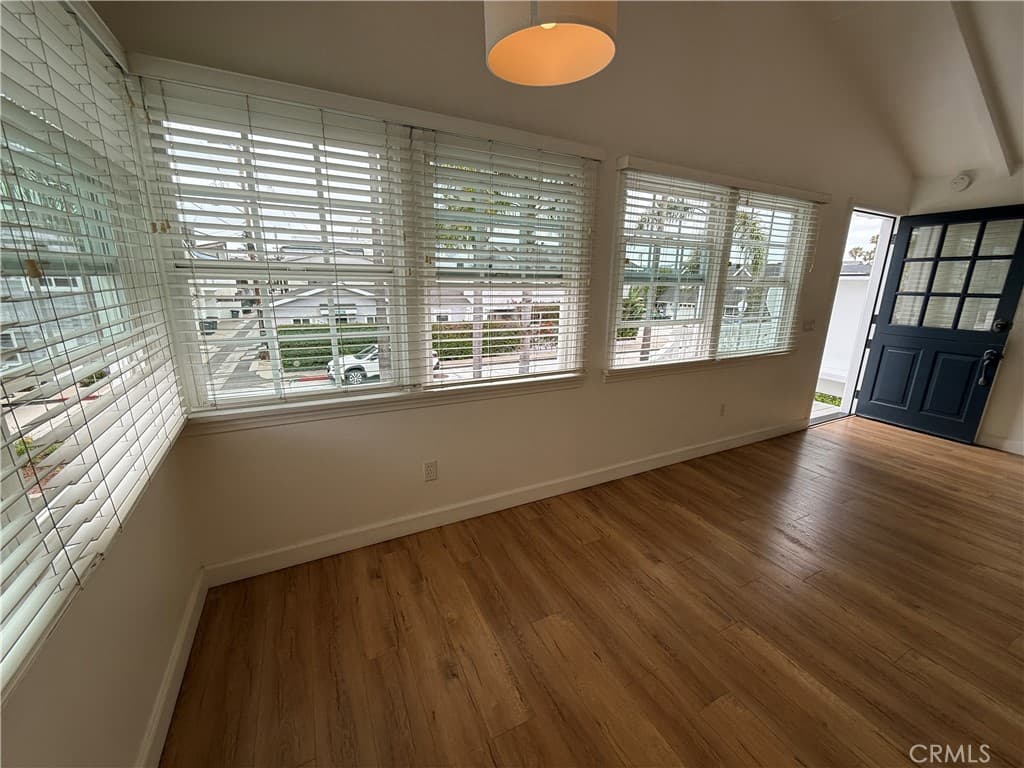 Duplex for rent at 137 Topaz 1/2, Newport Beach, CA featuring 1 bed and 1 bath