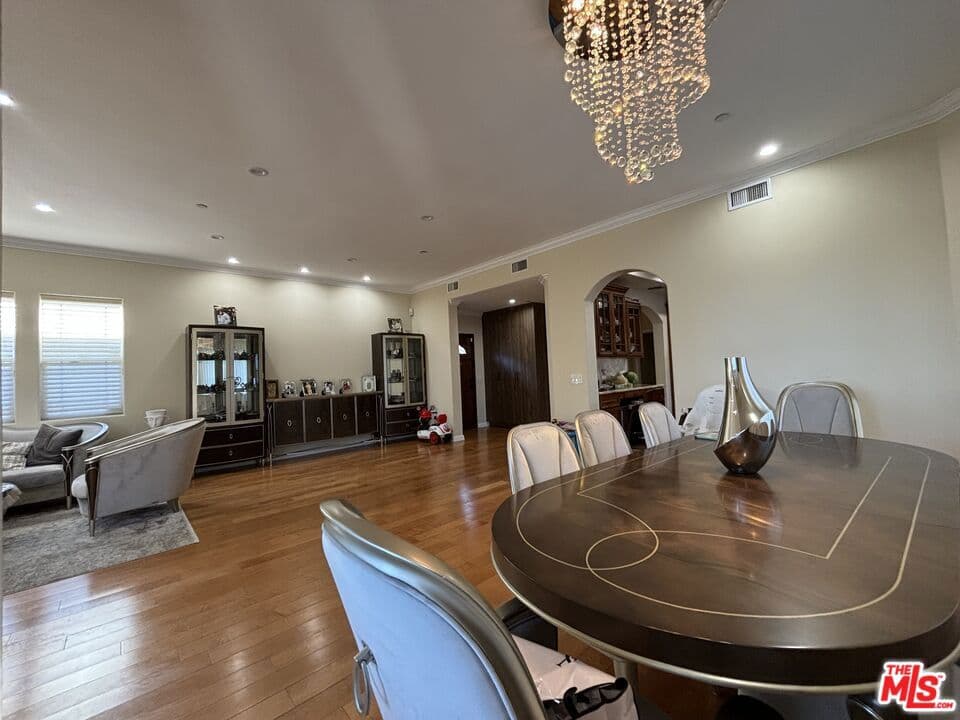 Condominium for rent at 333 Milford Street 302, Glendale, CA featuring 3 beds and 3 baths