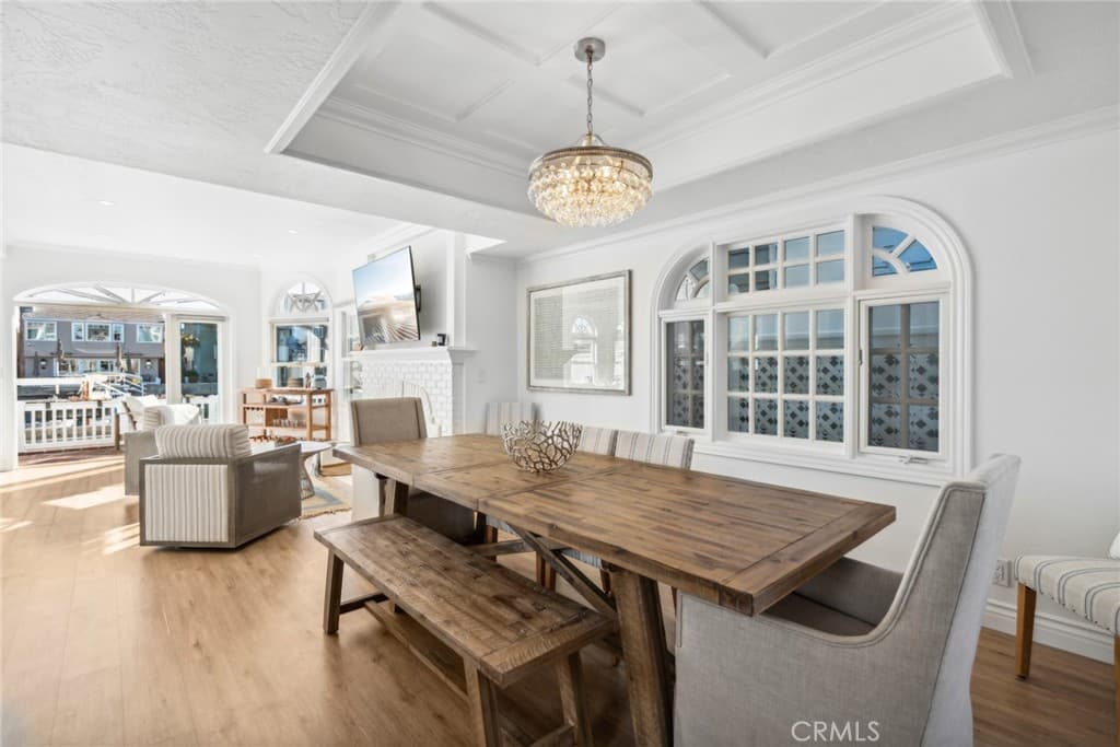 Single Family Residence for rent at 125 Grand Canal, Newport Beach, CA featuring 5 beds and 4 baths