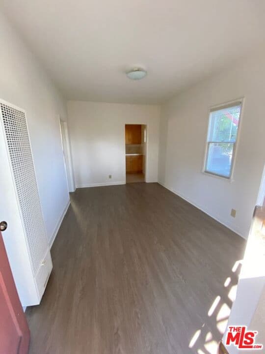 Apartment for rent at 2539 7th Street C, Santa Monica, CA featuring 1 bed and 1 bath