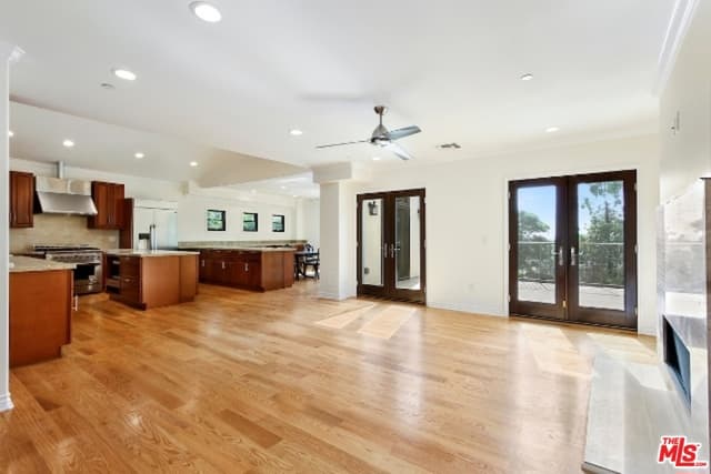 Single Family Residence for rent at 1420 ASHLAND Avenue, Santa Monica, CA featuring 4 beds and 5 baths